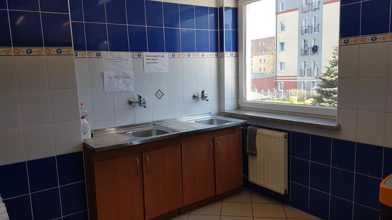 Dom Studencki Nr 11 Gdansk Brzezno Bagian luar foto